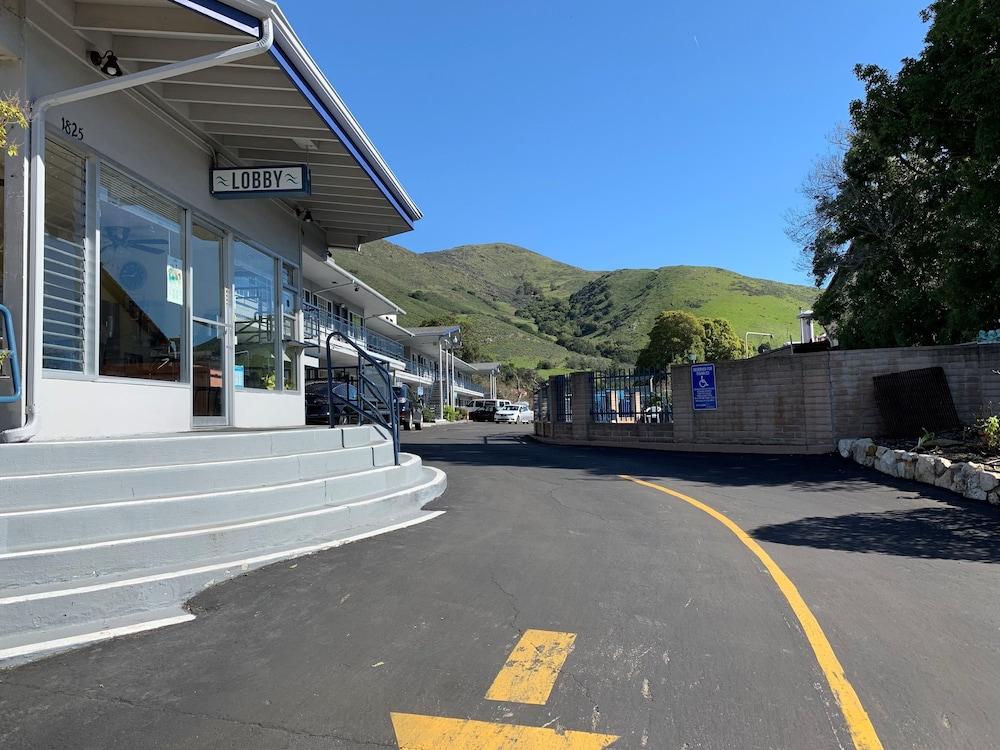 University Inn At San Luis Obispo Zewnętrze zdjęcie