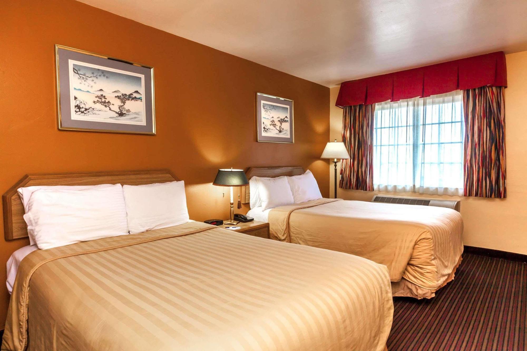University Inn At San Luis Obispo Zewnętrze zdjęcie