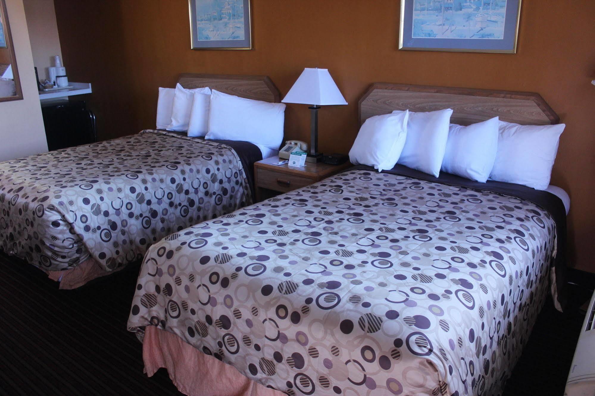 University Inn At San Luis Obispo Zewnętrze zdjęcie
