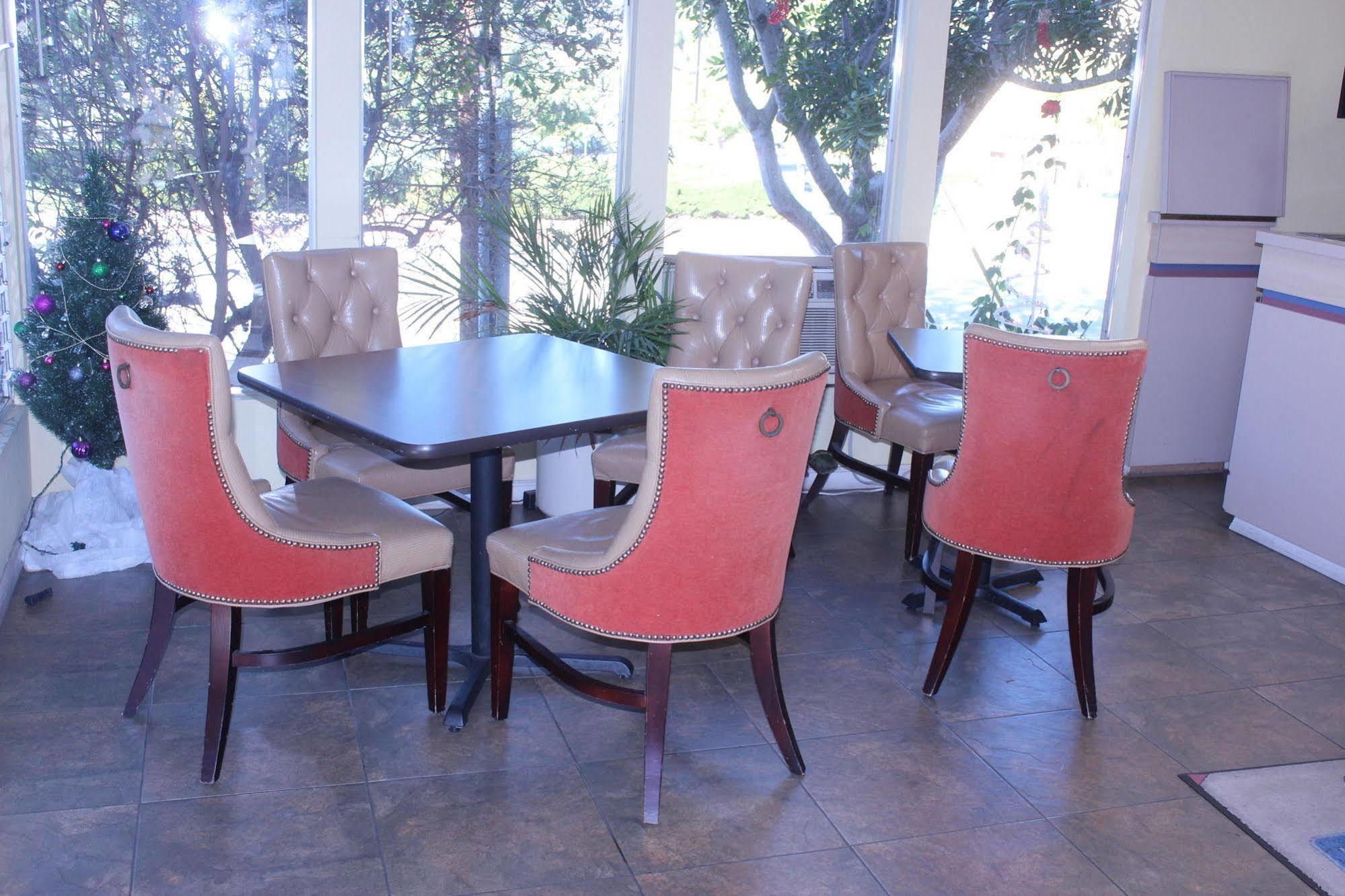 University Inn At San Luis Obispo Zewnętrze zdjęcie